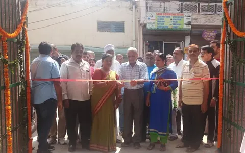 सुभाष शर्मा पार्क, किलोकरी में ऑर्नामेंटल गेट का उद्घाटन