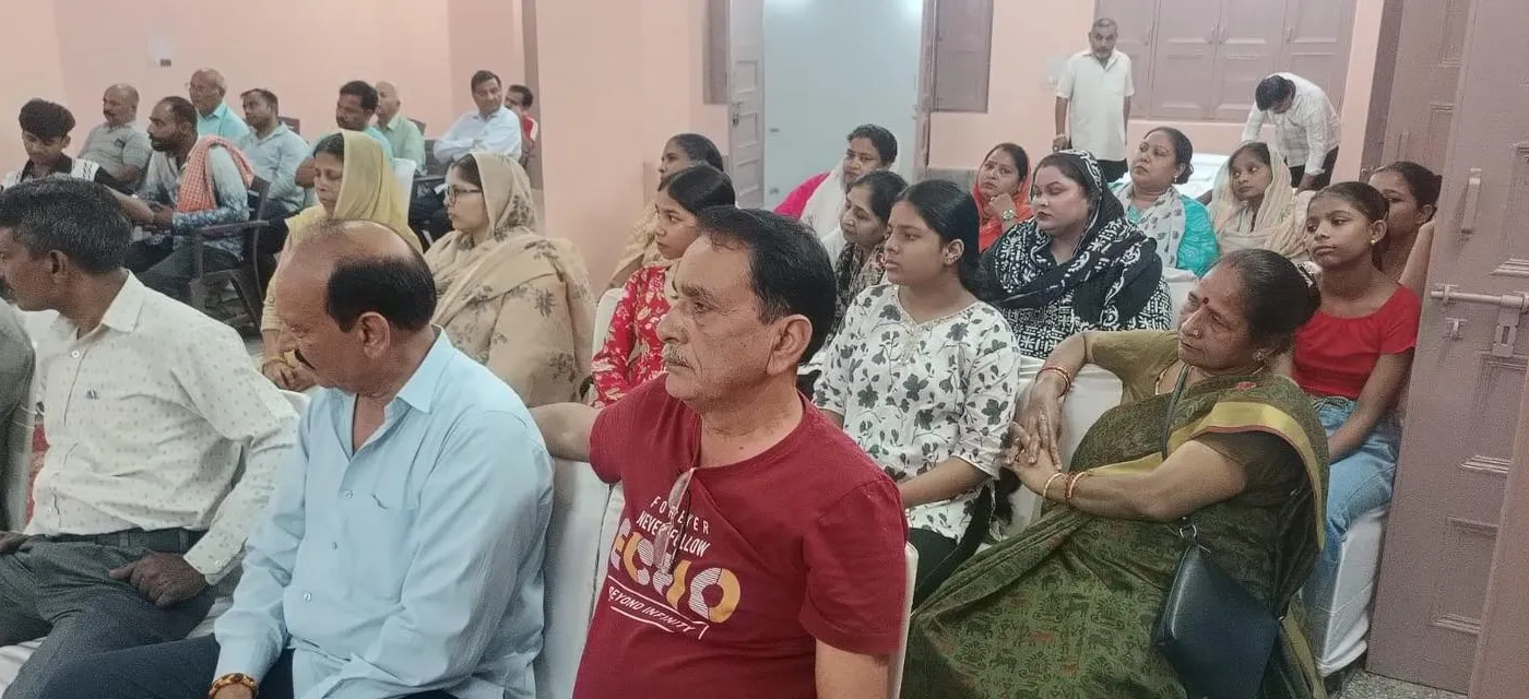 सिद्धार्थ नगर ब्लॉक कांग्रेस कमेटी मासिक बैठक — तस्वीर 6 में से 18
