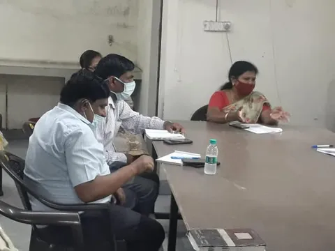 सिद्धार्थ एक्सटेंशन पॉकेट बी की आरडब्ल्यूए के साथ बैठक