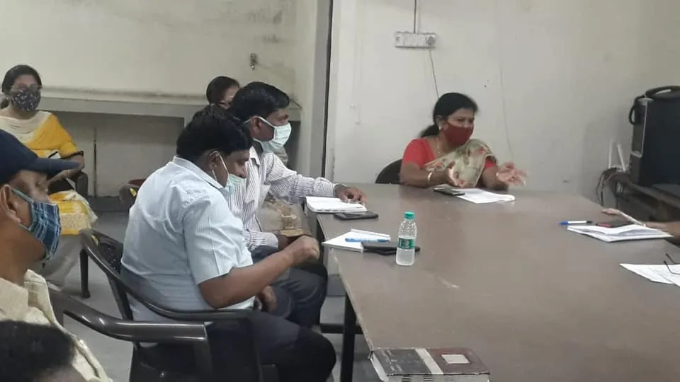 सिद्धार्थ एक्सटेंशन पॉकेट बी की आरडब्ल्यूए के साथ बैठक — तस्वीर 1 में से 5