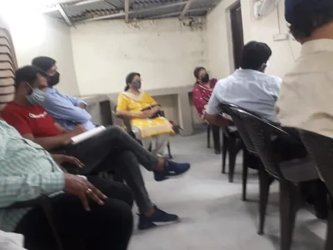 सिद्धार्थ एक्सटेंशन पॉकेट बी की आरडब्ल्यूए के साथ बैठक — 4