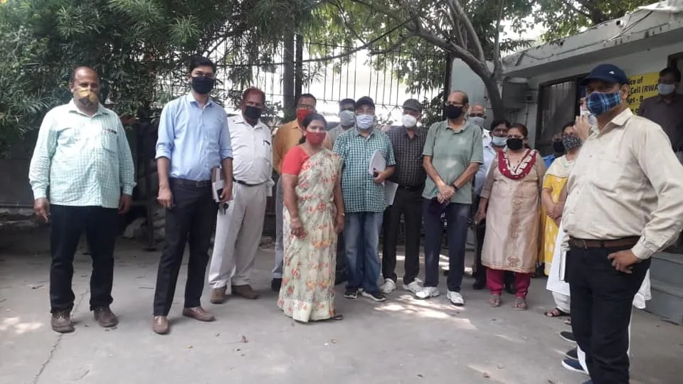 सिद्धार्थ एक्सटेंशन पॉकेट बी की आरडब्ल्यूए के साथ बैठक — तस्वीर 5 में से 5