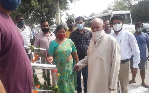 किलोकरी रिंगरोड पर शौचालय का उद्घाटन
