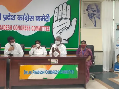 दिल्ली प्रदेश कांग्रेस कमेटी कार्यालय में बैठक