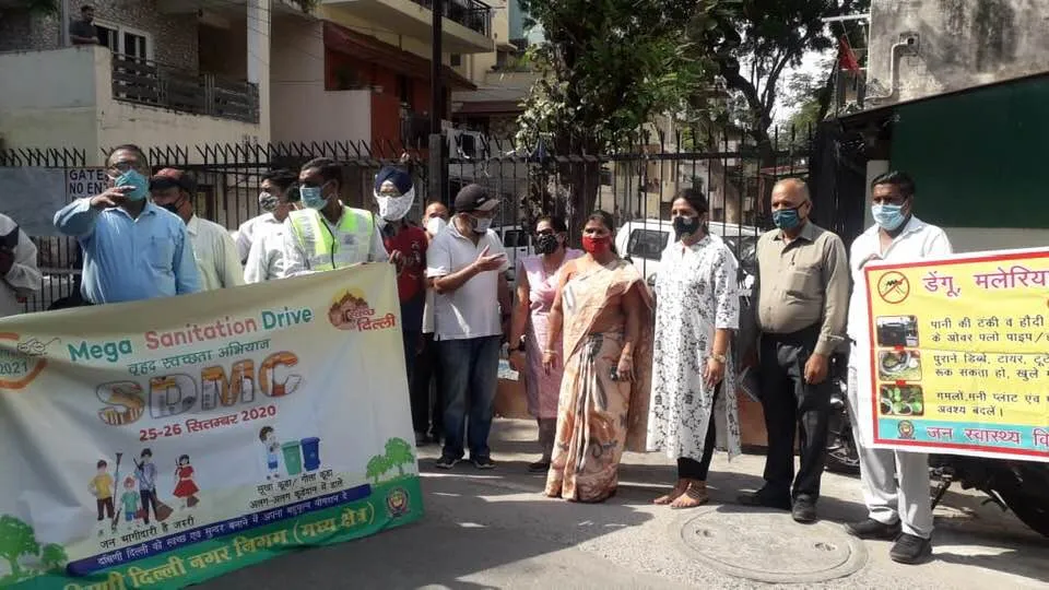 सिद्धार्थनगर अंडरपास एवं पॉकेट बी और सी में दो दिवसीय सफाई अभियान — तस्वीर 1 में से 6