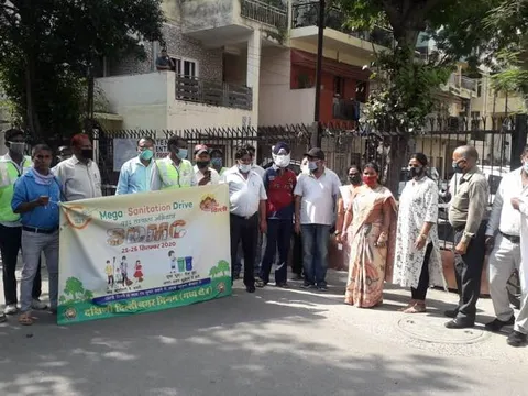 सिद्धार्थनगर अंडरपास एवं पॉकेट बी और सी में दो दिवसीय सफाई अभियान — 3