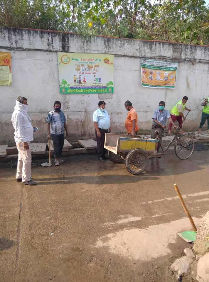 सिद्धार्थनगर अंडरपास एवं पॉकेट बी और सी में दो दिवसीय सफाई अभियान — तस्वीर 5 में से 6