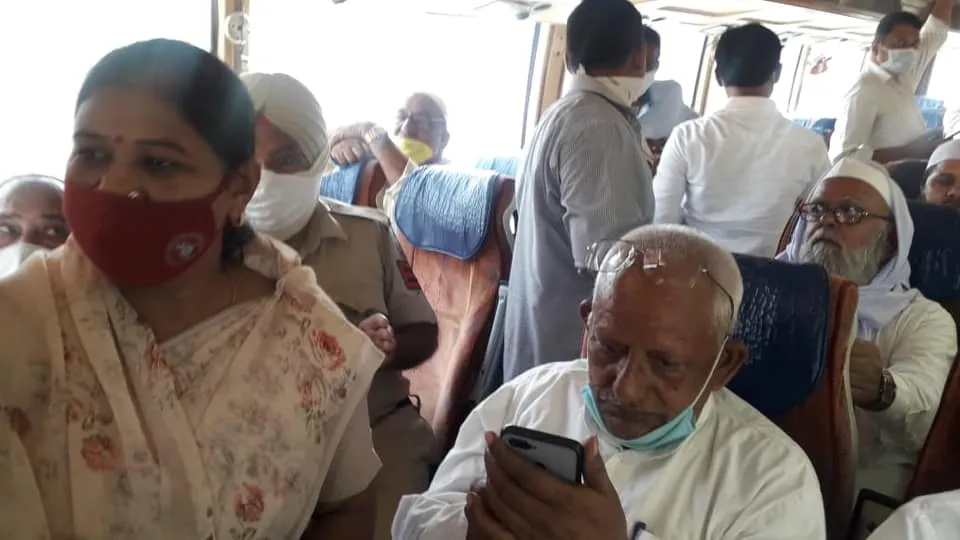 हुकुमचंद पार्क, सनलाइट कॉलोनी नंबर 2 में वरिष्ठ नागरिकों के लिए योगा हॉल का उद्घाटन — तस्वीर 1 में से 6