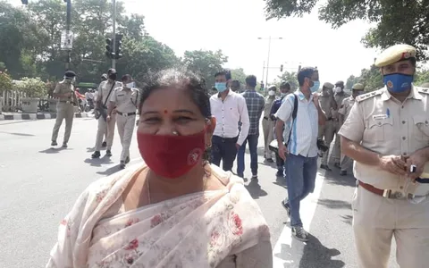 हुकुमचंद पार्क, सनलाइट कॉलोनी नंबर 2 में वरिष्ठ नागरिकों के लिए योगा हॉल का उद्घाटन