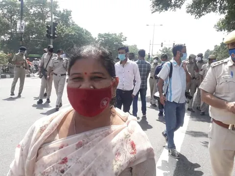 हुकुमचंद पार्क, सनलाइट कॉलोनी नंबर 2 में वरिष्ठ नागरिकों के लिए योगा हॉल का उद्घाटन — 2