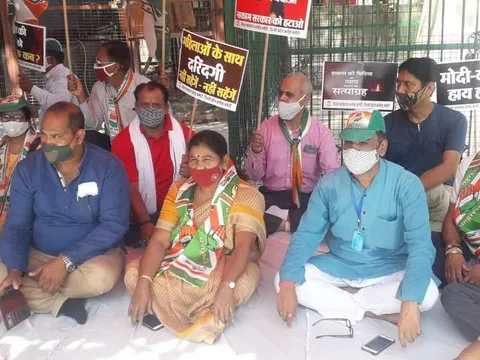अंबेडकर पार्क में हाथरस पीड़िता को इंसाफ दिलाने हेतु सत्याग्रह
