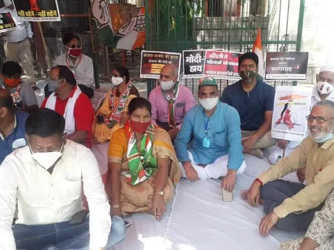 अंबेडकर पार्क में हाथरस पीड़िता को इंसाफ दिलाने हेतु सत्याग्रह — 2