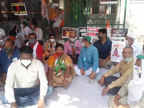 अंबेडकर पार्क में हाथरस पीड़िता को इंसाफ दिलाने हेतु सत्याग्रह — 3