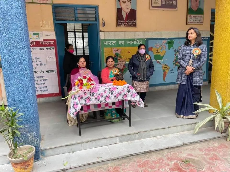 गणतंत्र दिवस से पूर्व विद्यालय भ्रमण (विवरण अनुपलब्ध) — तस्वीर 2 में से 6