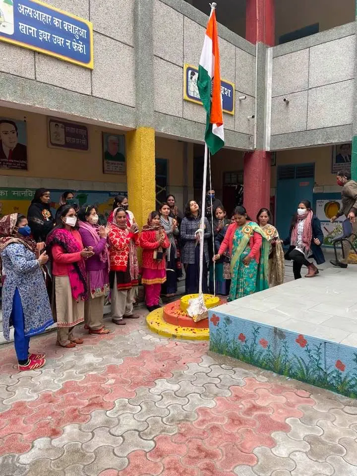 गणतंत्र दिवस से पूर्व विद्यालय भ्रमण (विवरण अनुपलब्ध) — तस्वीर 5 में से 6