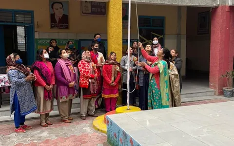 72वें गणतंत्र दिवस पर एसडीएमसी विद्यालयों में ध्वजारोहण