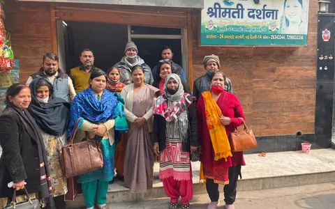 एसडीएमसी अधिकारियों व प्रधानाध्यापकों के साथ बैठक
