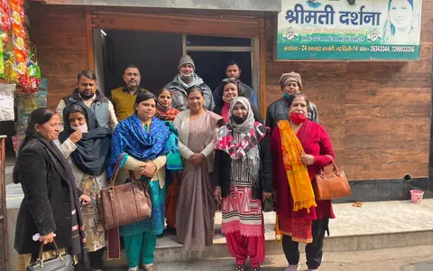 एसडीएमसी अधिकारियों व प्रधानाध्यापकों के साथ बैठक