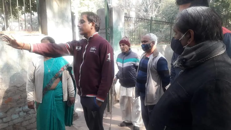 स्टोर के पीछे वाले पार्क का सर्वे — तस्वीर 3 में से 6
