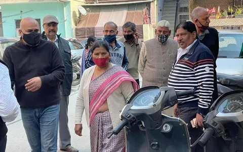 डीडीए फ्लैट सनलाइट कॉलोनी-2 में स्वच्छ सर्वेक्षण सर्वे