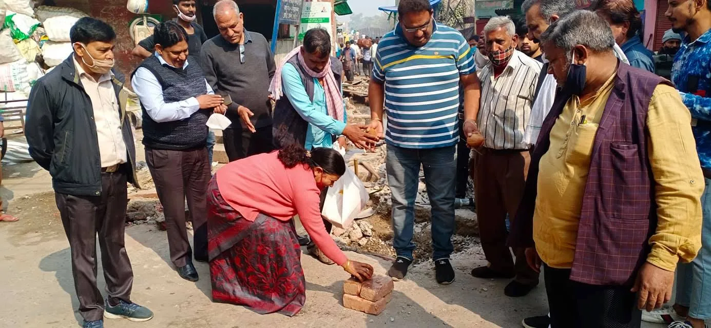 काले खां मंदिर के पास नाले का उद्घाटन — तस्वीर 3 में से 5