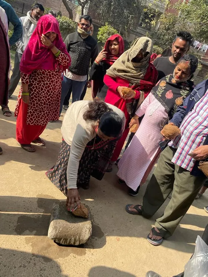 शालीमार धोबी बस्ती पार्क में नए फुटपाथ का उद्घाटन — तस्वीर 5 में से 5