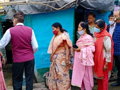 सिद्धार्थ बस्ती और भगवान नगर में कॉलोनी सर्वे