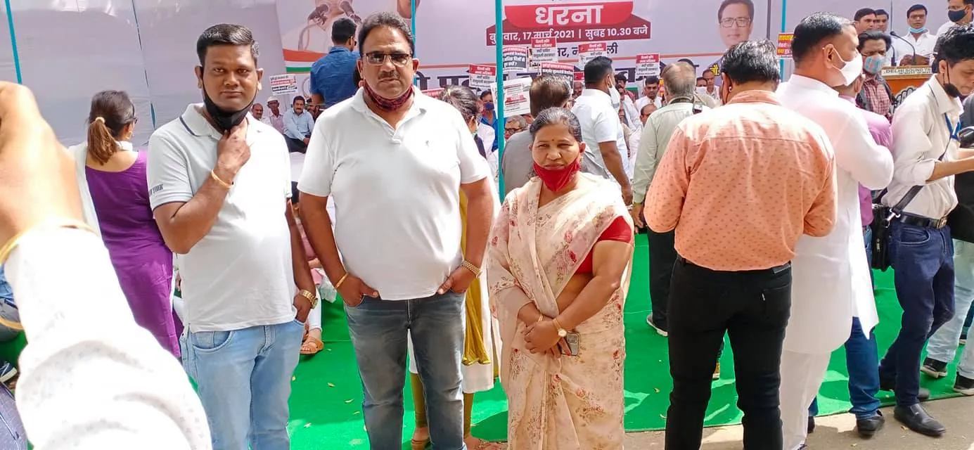 जंतर मंतर पर कांग्रेस का धरना प्रदर्शन — तस्वीर 5 में से 5