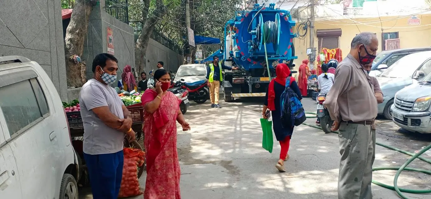 किलोकरी गांव में जलभराव की समस्या का समाधान — तस्वीर 1 में से 11