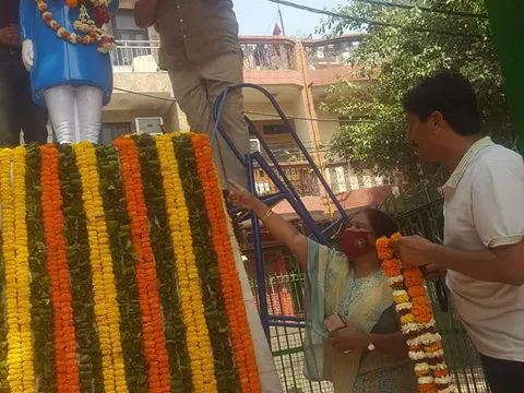 अम्बेडकर जयंती हेतु अम्बेडकर पार्क की सफाई और सजावट — 7