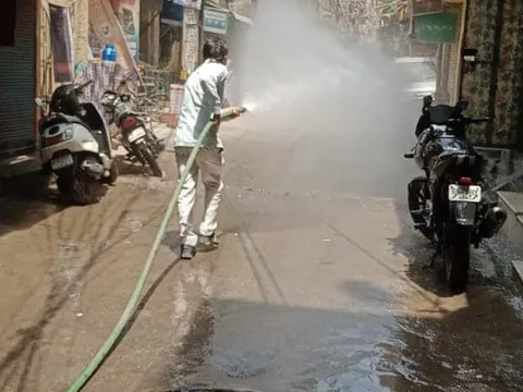 सनलाइट कॉलोनी I और सिद्धार्थ एक्सटेंशन पॉकेट C में सेनिटेशन अभियान — 2