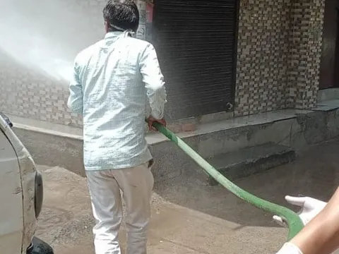 सनलाइट कॉलोनी I और सिद्धार्थ एक्सटेंशन पॉकेट C में सेनिटेशन अभियान — 3