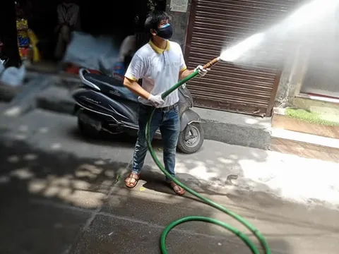 सनलाइट कॉलोनी I और सिद्धार्थ एक्सटेंशन पॉकेट C में सेनिटेशन अभियान — 5