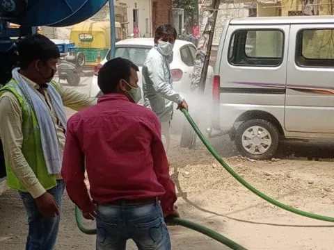 सनलाइट कॉलोनी I और सिद्धार्थ एक्सटेंशन पॉकेट C में सेनिटेशन अभियान — 9