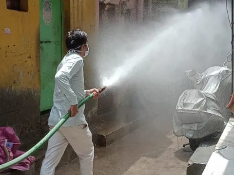 सनलाइट कॉलोनी I और सिद्धार्थ एक्सटेंशन पॉकेट C में सेनिटेशन अभियान — 13