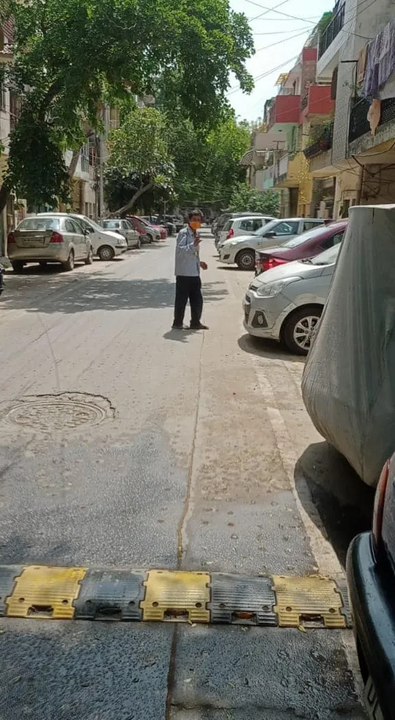 सनलाइट कॉलोनी I और सिद्धार्थ एक्सटेंशन पॉकेट C में सेनिटेशन अभियान — तस्वीर 22 में से 25