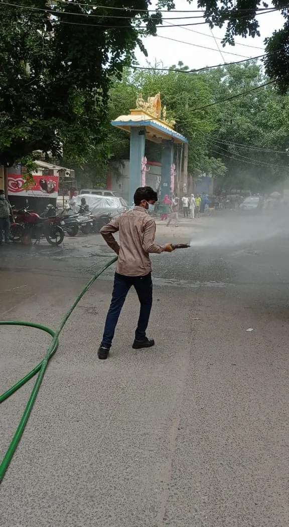 सनलाइट कॉलोनी II और मदर डेयरी आश्रम में सेनिटेशन अभियान — तस्वीर 6 में से 22