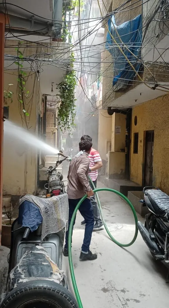 सनलाइट कॉलोनी II और मदर डेयरी आश्रम में सेनिटेशन अभियान — तस्वीर 8 में से 22