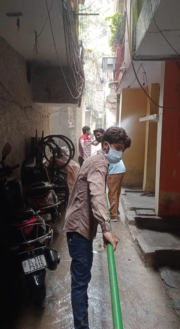 सनलाइट कॉलोनी II और मदर डेयरी आश्रम में सेनिटेशन अभियान — तस्वीर 12 में से 22