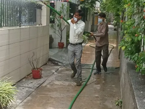 सिद्धार्थ एनक्लेव में सेनिटेशन अभियान — 10