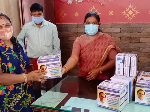 ज़रूरतमंद लोगों को कोविड आइसोलेशन किट का वितरण — 3