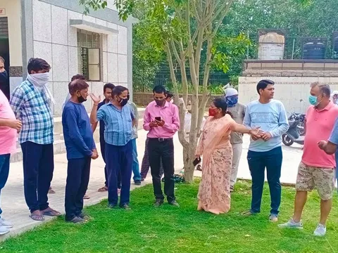 नगली राजापुर एमसीडी स्कूल में राशन किट वितरण — 18