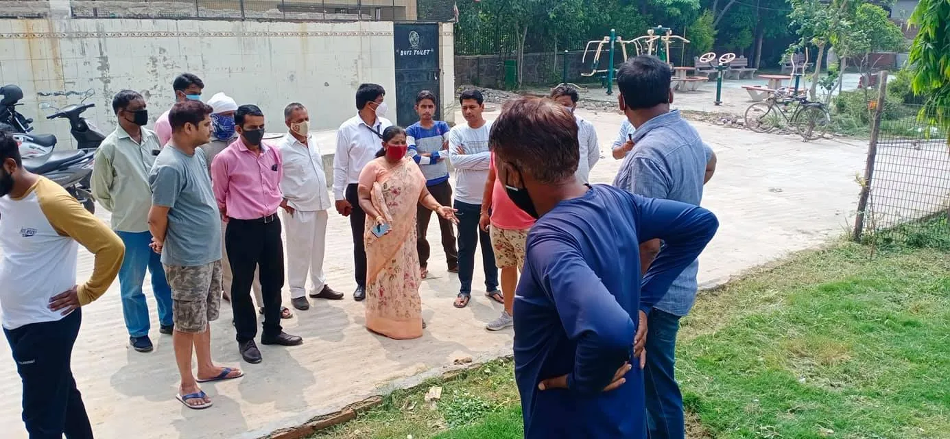 नगली राजापुर एमसीडी स्कूल में राशन किट वितरण — तस्वीर 20 में से 26