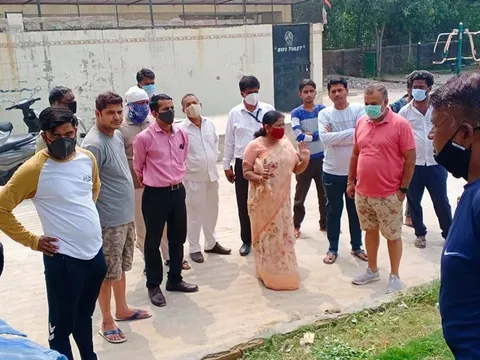 नगली राजापुर एमसीडी स्कूल में राशन किट वितरण — 21