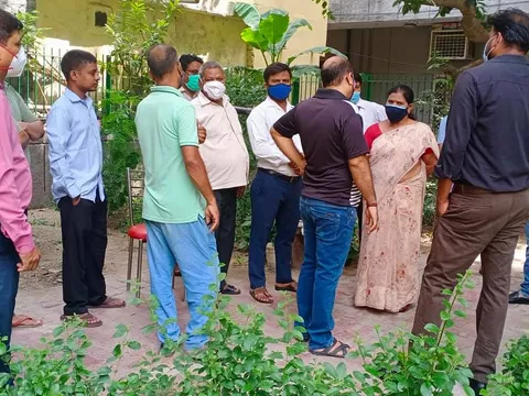 सनलाइट कॉलोनी 2 के पीपल वाले पार्क में सफाई अभियान — 9