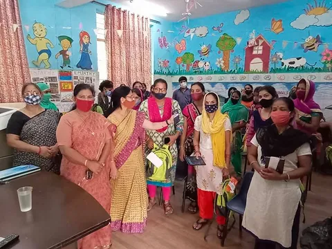 जीवन नगर एसडीएमसी स्कूल में अभिभावक-शिक्षक बैठक — 4