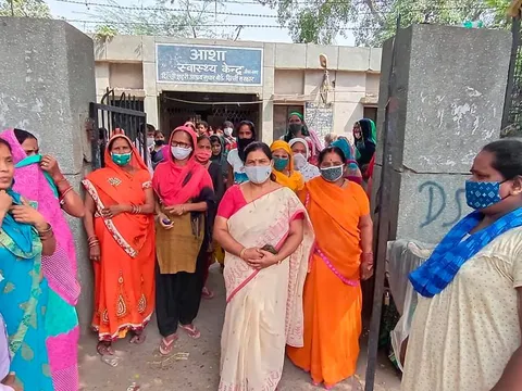 आई जी कैंप-2 में पानी की समस्या पर मुलाकात