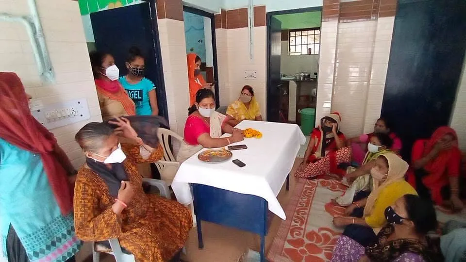 आई जी कैंप-2 में पानी की समस्या पर मुलाकात — तस्वीर 3 में से 13