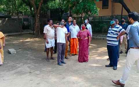 सनलाइट कॉलोनी-2 स्टोर वाले पार्क का आरडब्ल्यूए संग निरीक्षण