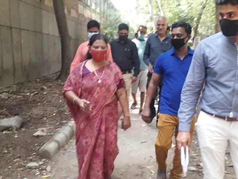 सनलाइट कॉलोनी-2 स्टोर वाले पार्क का आरडब्ल्यूए संग निरीक्षण — 12